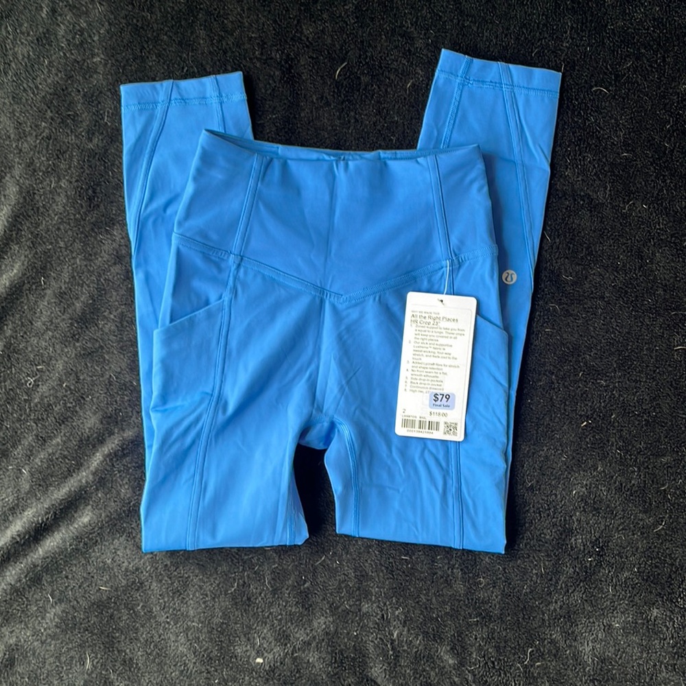W’s All the Right Places HR Crop 23”, Lululemon - NWT
